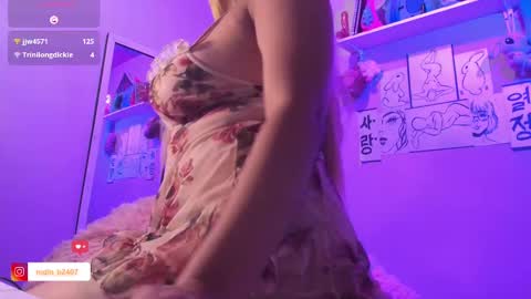 Snapshot of madelinebenet chatting on February 2025 09:10:02 AM Madeline online show from February 2025 09:10:02 AM