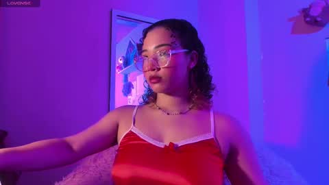 Snapshot of madelinebenet chatting on March 2025 02:50:01 AM Madeline online show from March 2025 02:50:01 AM