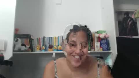 Snapshot of madfeather chatting on October 2025 09:27:02 PM Letty online show from October 2025 09:27:02 PM