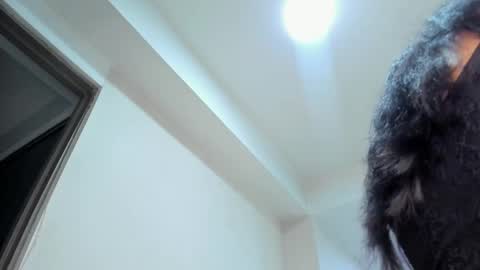 Snapshot of madhi_evans chatting on February 2025 10:15:02 AM Madhi online show from February 2025 10:15:02 AM