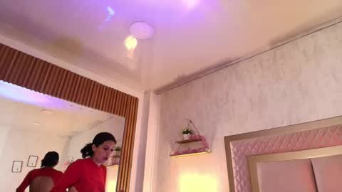madhison_5 online show from April 2026 11:41:01 AM
