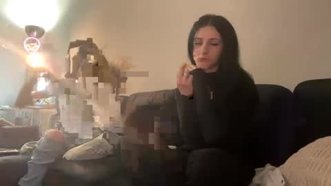 Snapshot of madibaby999 chatting on February 2025 02:48:02 AM madibaby999 online show from February 2025 02:48:02 AM