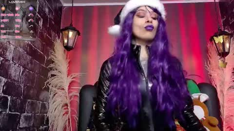 Maddison online show from December 2025 01:50:02 PM