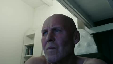 madio1187940 online show from January 2025 05:29:02 PM