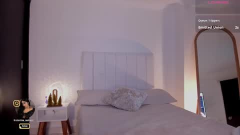 Valentina   1030   530  -  online show from December 2024 05:44:01 AM