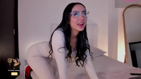 Valentina   1030   530  -  online show from February 2025 08:08:01 AM