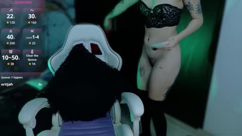 Snapshot of madison_jacksonn chatting on September 2025 11:27:02 PM madison_jacksonn online show from September 2025 11:27:02 PM