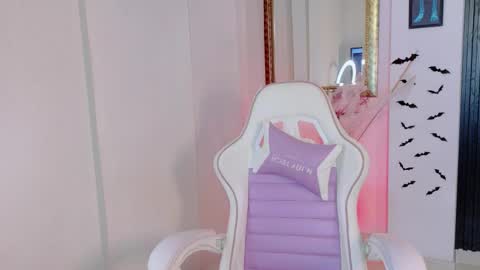 madison_jacksonn online show from April 2026 08:06:01 PM