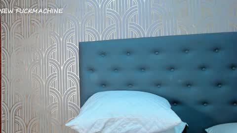   online show from November 2025 11:41:01 PM