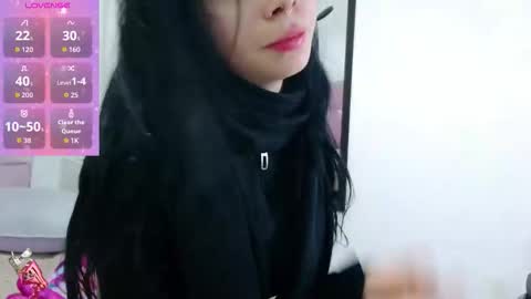 madison_oli online show from October 2025 03:02:02 AM