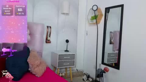 madison_oli online show from December 2025 04:24:02 PM