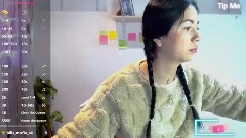 Snapshot of madisoncambel chatting on December 2024 01:53:02 PM Madison Cambel online show from December 2024 01:53:02 PM