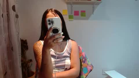 Snapshot of madisoncambel chatting on February 2025 12:40:01 AM Madison Cambel online show from February 2025 12:40:01 AM
