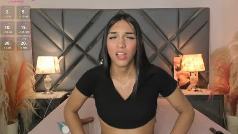 Snapshot of madisonherrera chatting on June 2026 05:48:01 PM Maddi online show from June 2026 05:48:01 PM