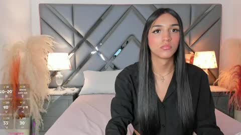 Snapshot of madisonherrera chatting on June 2026 05:30:02 PM Maddi online show from June 2026 05:30:02 PM