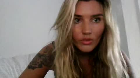 madisonlubbe2 online show from July 2026 10:58:02 PM