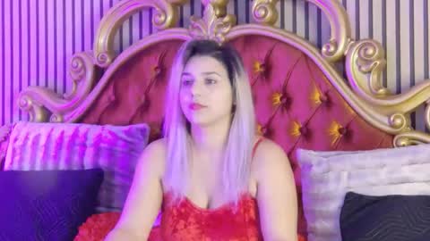 Snapshot of madisonrusso chatting on December 2025 09:07:01 AM madisonrusso online show from December 2025 09:07:01 AM