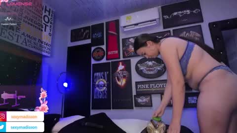 Madisson online show from March 2025 12:04:02 PM