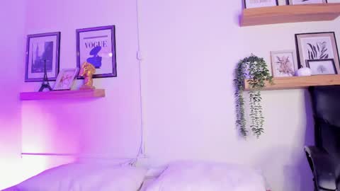    online show from May 2026 07:00:02 PM