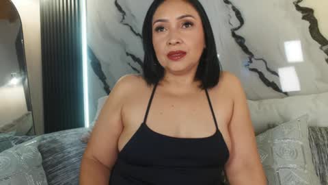 Snapshot of madissonone1 chatting on December 2024 11:34:02 PM MADISSOONE online show from December 2024 11:34:02 PM