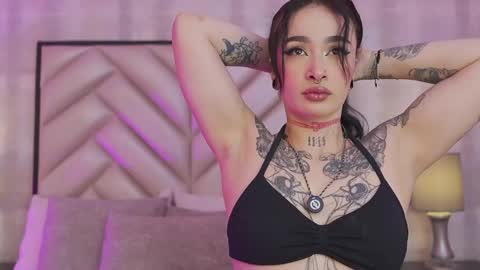 MadissonPayton online show from June 2026 01:11:01 PM