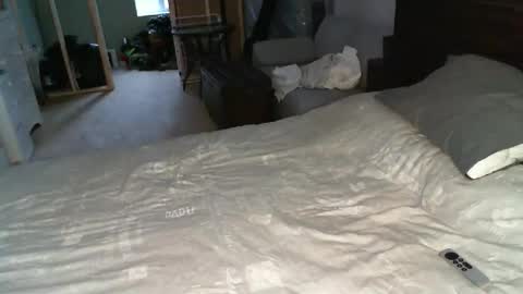 Snapshot of madmax0133 chatting on April 2026 09:13:01 PM Guigui online show from April 2026 09:13:01 PM