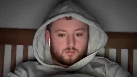 Snapshot of madnessben chatting on October 2025 04:53:02 AM madnessben online show from October 2025 04:53:02 AM