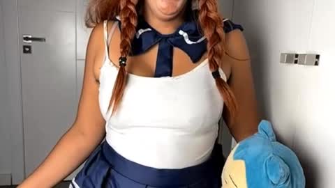 Maddie online show from October 2025 02:18:02 PM