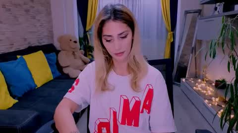 Snapshot of madyeroberts chatting on January 2026 11:09:02 PM Madye Roberts online show from January 2026 11:09:02 PM