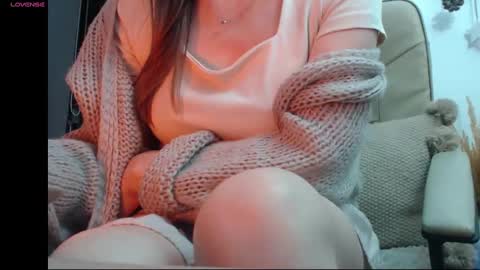 Mara online show from January 2025 07:34:02 PM