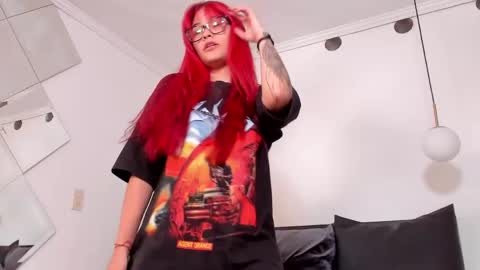 Mae Lyra online show from May 2026 05:21:02 PM
