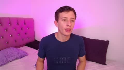 mae and nathan online show from May 2026 05:22:02 PM
