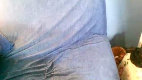 Snapshot of maelahlove chatting on December 2024 12:44:01 PM MaelahLove online show from December 2024 12:44:01 PM