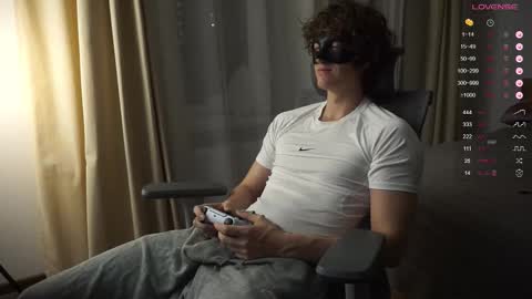 Snapshot of maestro3369 chatting on October 2025 07:16:01 PM Mike XMaestro 3369 online show from October 2025 07:16:01 PM