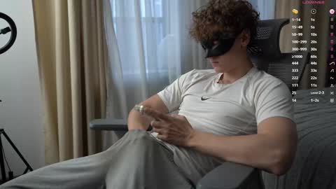 Mike XMaestro 3369 online show from March 2026 02:54:02 PM