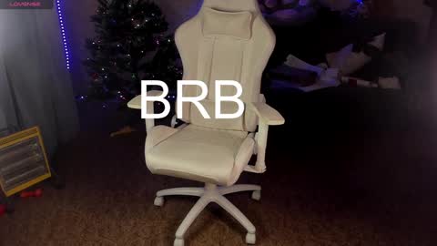 Maevee online show from January 2025 10:11:02 AM