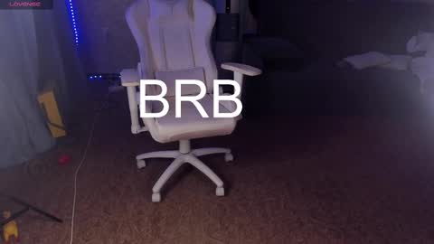 Maevee online show from February 2025 09:44:02 AM