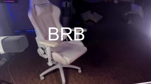 Maevee online show from March 2025 09:40:01 AM