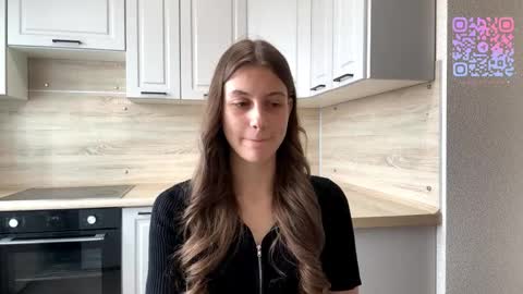 Sophie online show from April 2026 06:07:02 AM