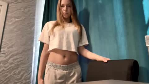 Snapshot of mafaldatefera chatting on March 2026 06:29:02 AM Sara online show from March 2026 06:29:02 AM