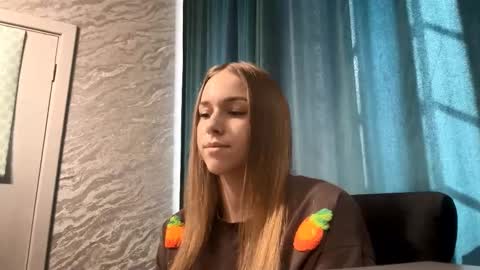 Snapshot of mafaldatefera chatting on March 2026 07:13:01 AM Sara online show from March 2026 07:13:01 AM