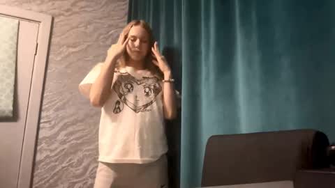 Snapshot of mafaldatefera chatting on March 2026 09:10:01 AM Sara online show from March 2026 09:10:01 AM