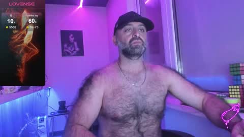 Magabear online show from September 2025 09:18:01 PM