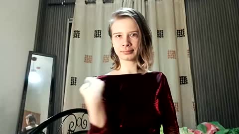 Snapshot of magaretunion chatting on October 2025 05:52:01 PM Margaret online show from October 2025 05:52:01 PM