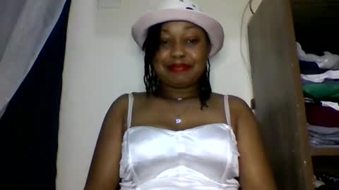 magdalinemus online show from April 2026 10:36:02 PM