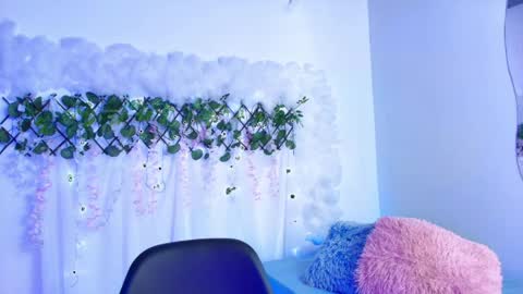 magentastudio2025 online show from April 2026 04:45:01 PM