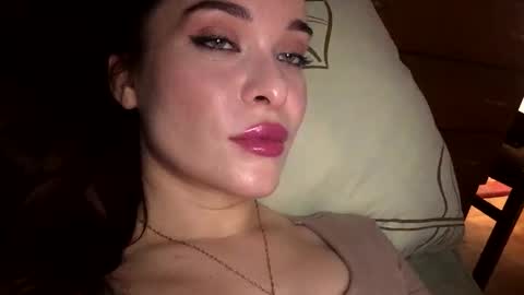 Snapshot of magggg658318 chatting on October 2025 03:57:02 PM magggg658318 online show from October 2025 03:57:02 PM