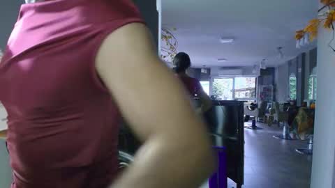 maggie_fit online show from November 2025 10:21:02 PM