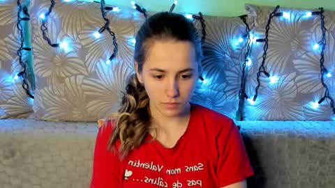 Maggie online show from March 2026 03:34:02 AM