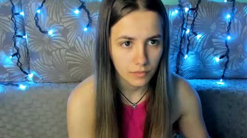 Snapshot of maggiecake chatting on May 2026 01:47:02 AM Maggie online show from May 2026 01:47:02 AM